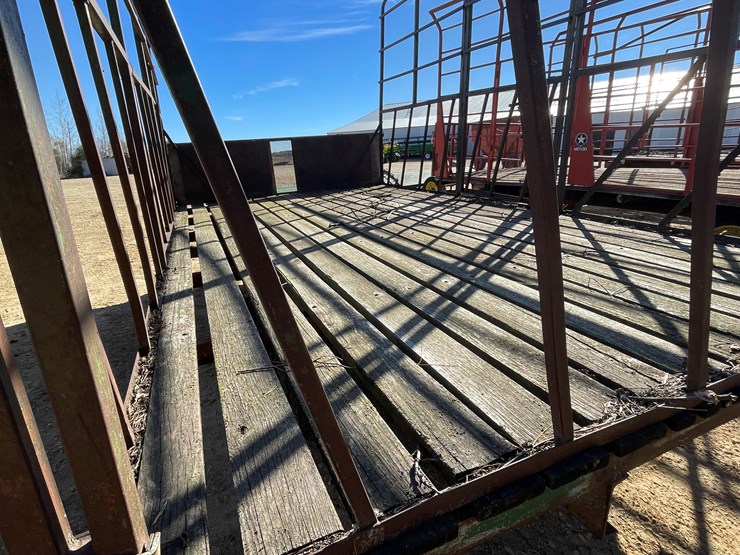 #5927-•-16'-hay-rack-image-12