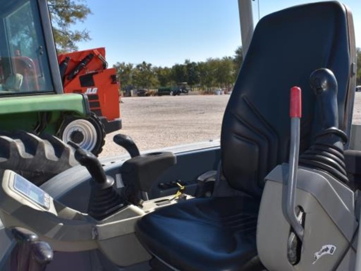 takeuchi-tb230-image-13