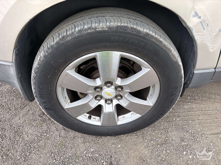 2010-chevrolet-traverse-image-28