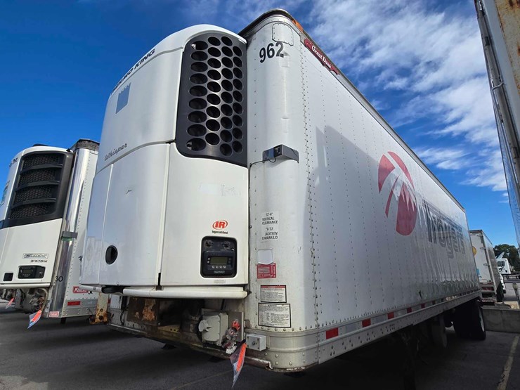 2012-great-dane-trailer-image-1