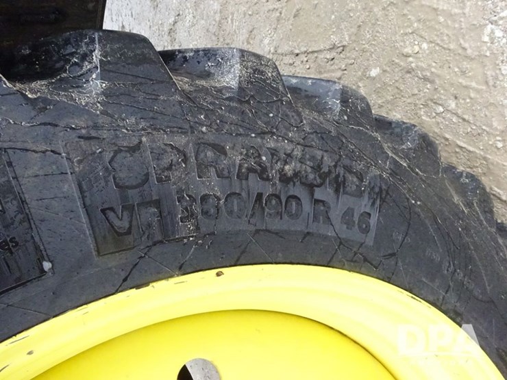 2015-john-deere-r4038-image-45