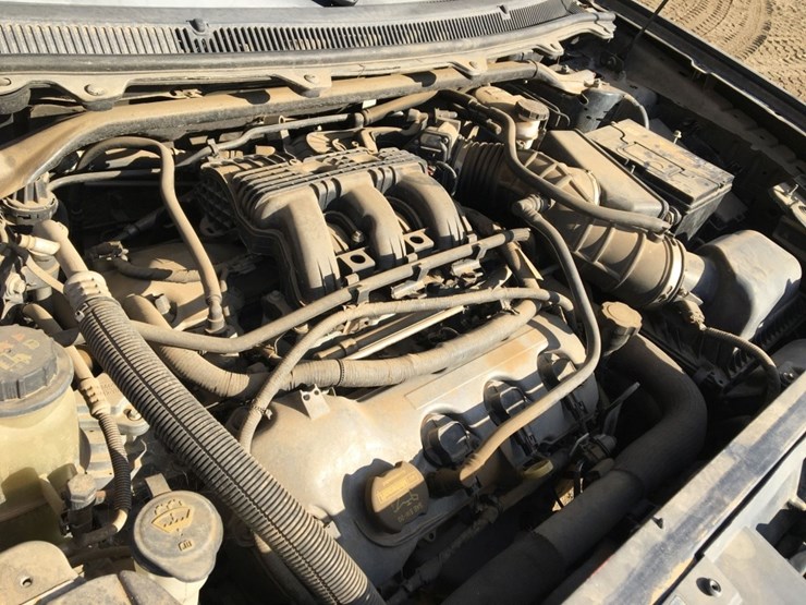 2010-ford-flex-image-12