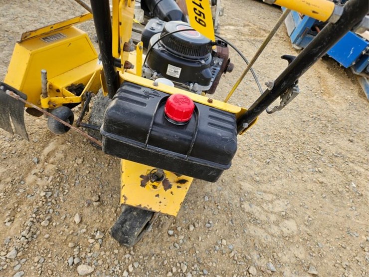 #3159-•-bedsharpener-900-bed-edger-image-17