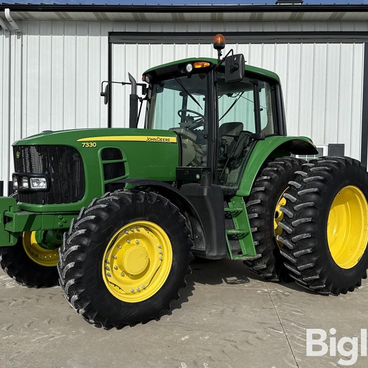 2012 JOHN DEERE 7330