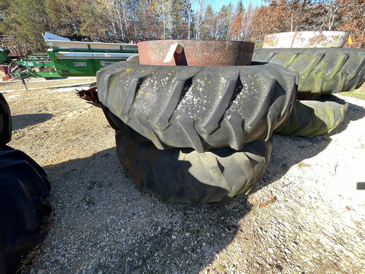 #5940-•-set-of-18.4-38-duals-image-4