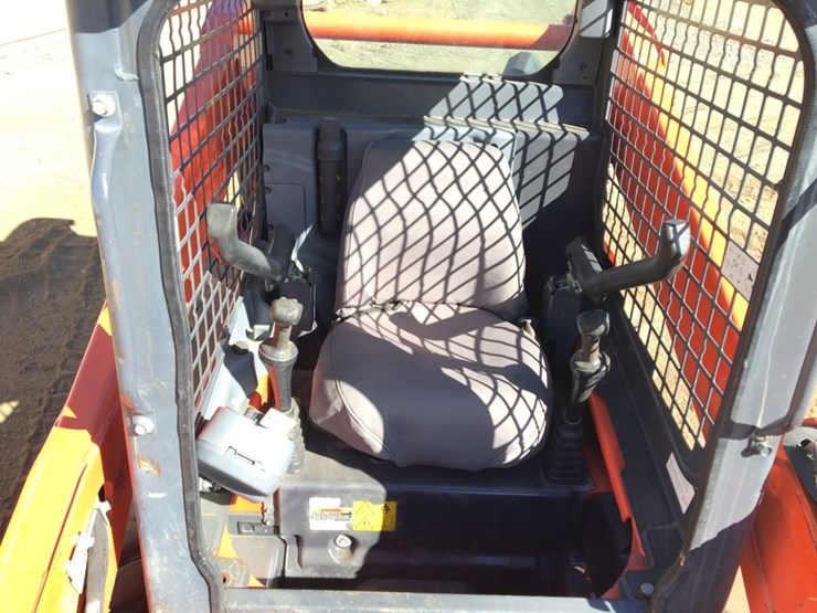 2020-kubota-ssv65-image-6