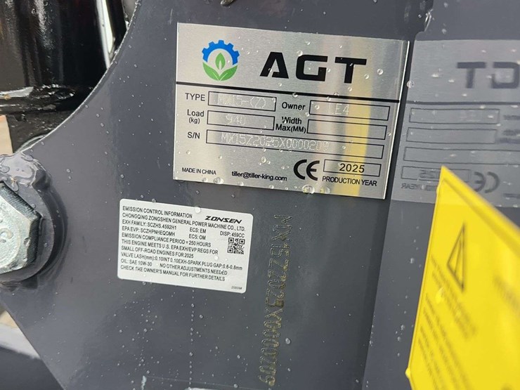 2025-agt-mx15z-mini-excavator-image-14