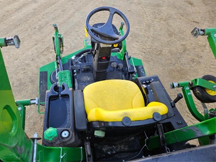 2021-john-deere-1600-turbo-image-22