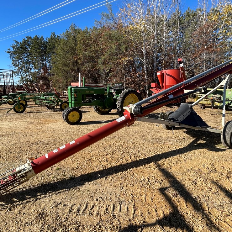 BUHLER FARM KING 831