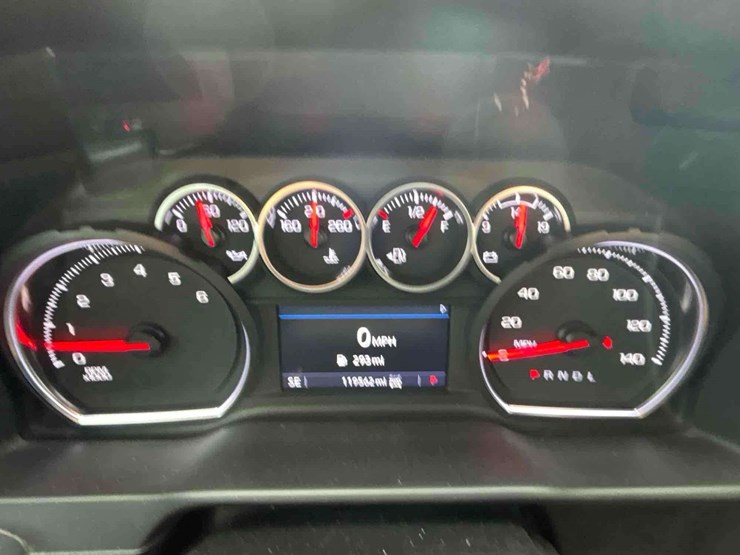 2021-chevrolet-silverado-1500-image-17