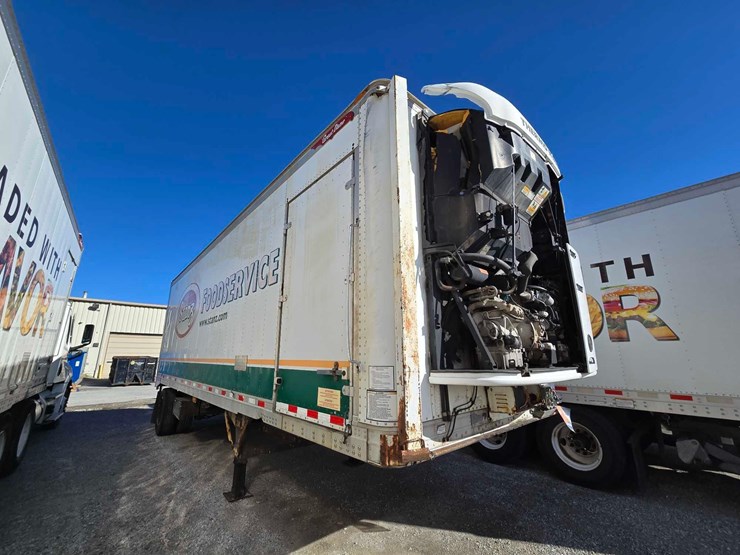 2012-great-dane-trailer-image-2