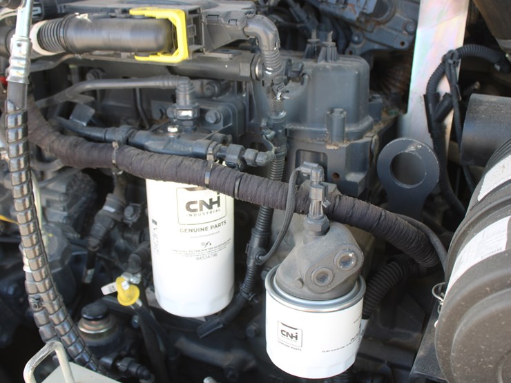 2021-new-holland-w80c-image-52