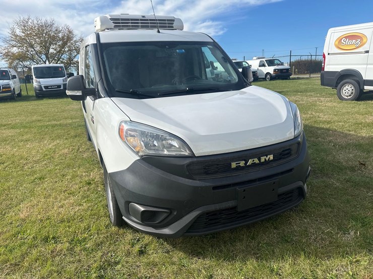 2021-ram-promaster-city-image-3