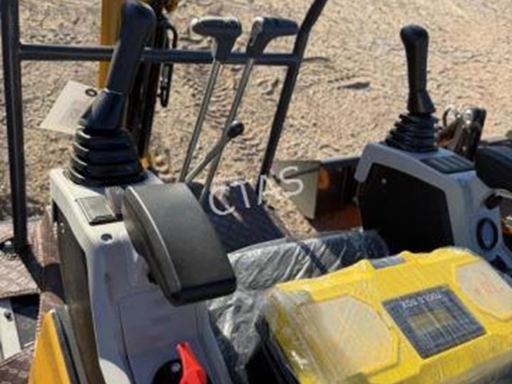 #528-•-industry-mini-excavator--xz20r--gas-image-6