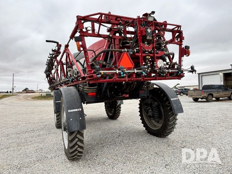 2019-case-ih-patriot-4440-image-14