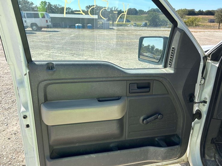 2010-ford-f150-image-11