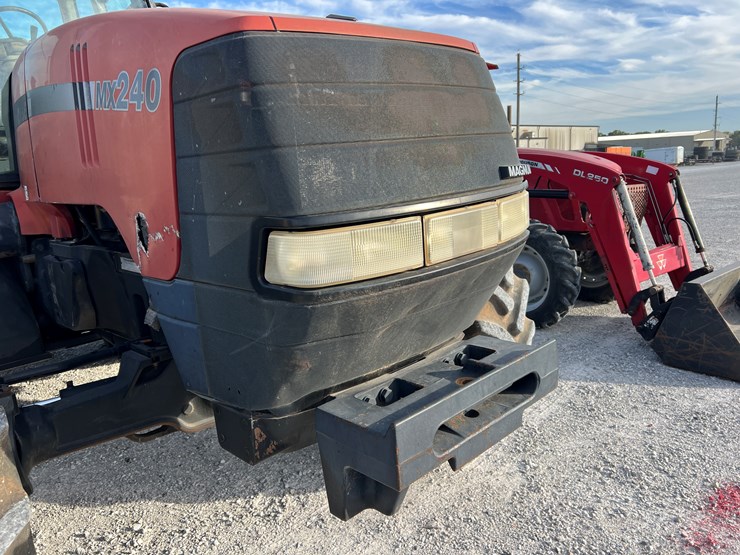 2001-case-ih-mx240-image-4