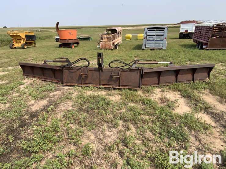 3-pt-manure-pusher-image-6