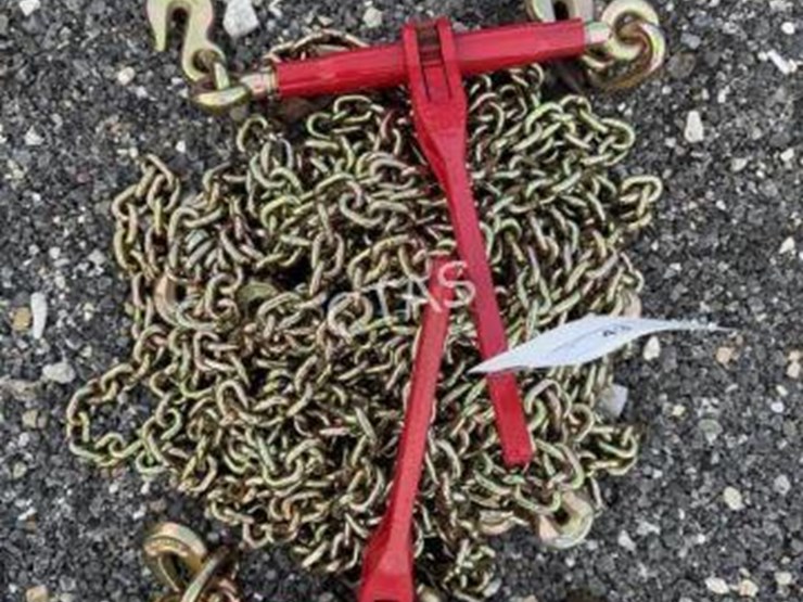 #43-•-(4)-5/16"-20'-chains-&-(2)-5,400-lb-boomers-image-1