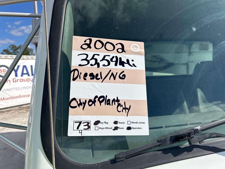 2002-international-4700-image-35