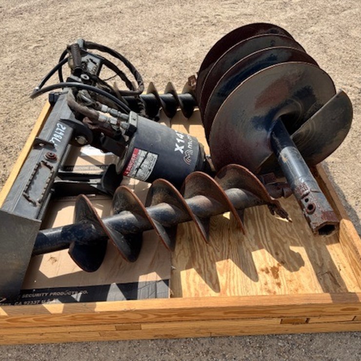 #2794 • MCMILLAN X1475 AUGER ATTACHMENT