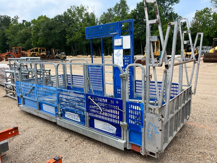 #2788-•-hek-tpm1600sd-electric-mast-climbing-work-platform/material-hoist-image-17