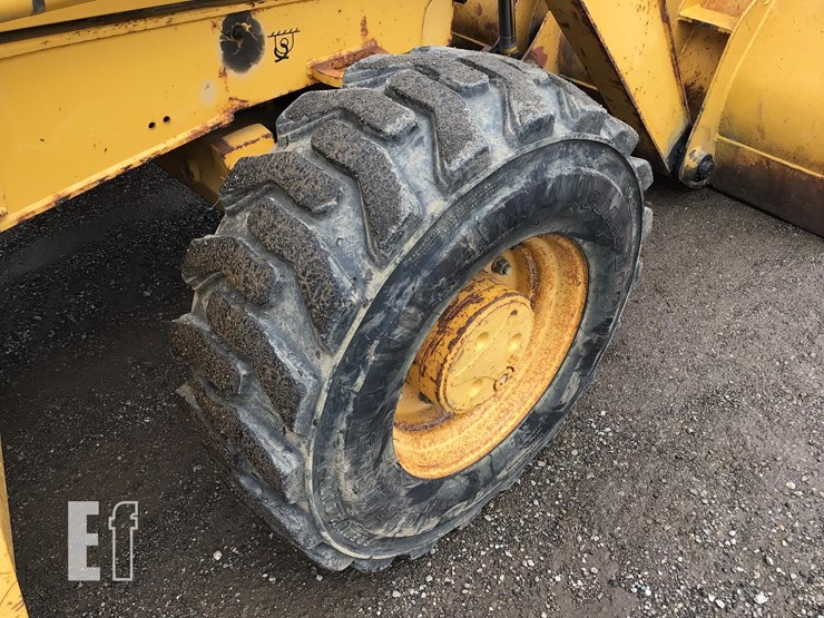 2004-deere-310g-image-24
