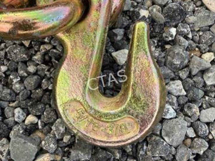 #42-•-(4)-5/16"-20'-chains-&-(2)-5,400-lb-boomers-image-2