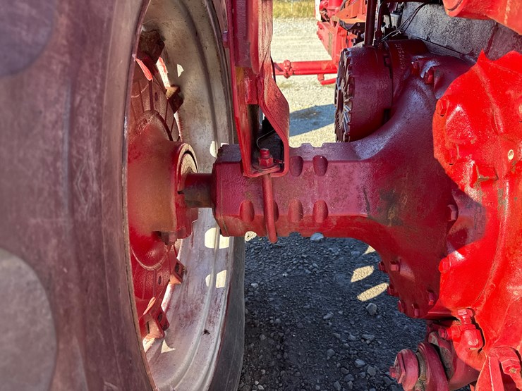 1965-international-706-image-11