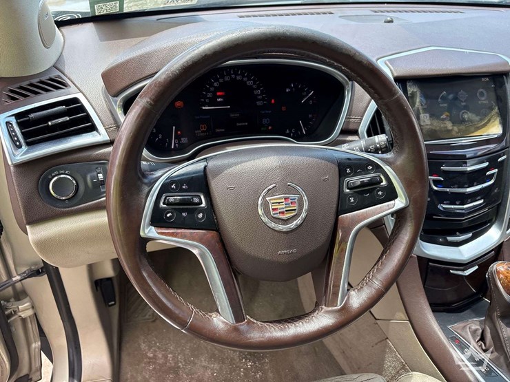 2013-cadillac-srx-image-12