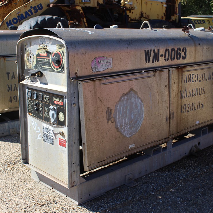 #2574 • LINCOLN SAE400 WELDER | PARTS OR REPAIR