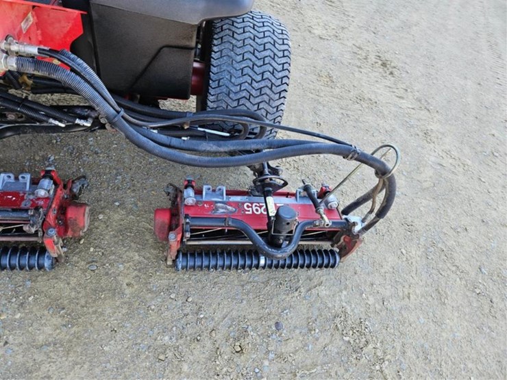 toro-reelmaster-5210-image-11