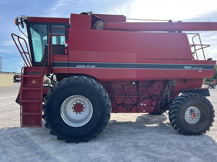 case-ih-1680-image-15