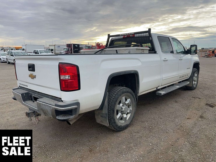 2018-gmc-sierra-3500hd-image-4