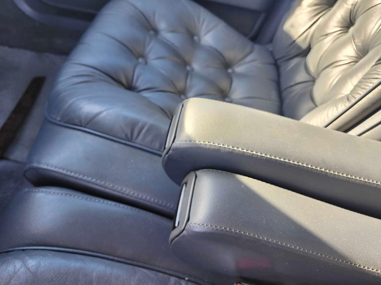 1990-chrysler-new-yorker-fifth-avenue-image-27