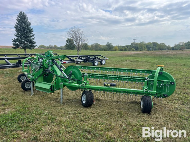 2022-samasz-twist-600p-front-mount-basket-rake-image-7