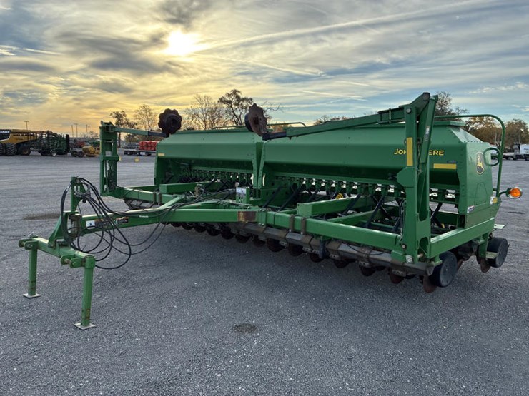 2009-john-deere-1590-image-5