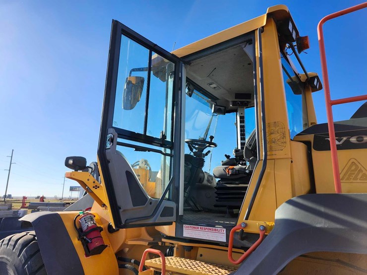 2019-volvo-l110h-image-20