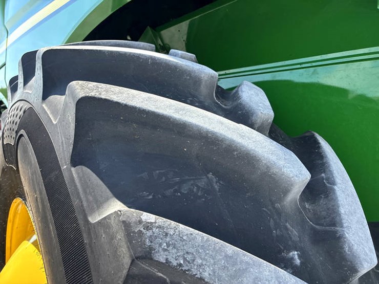 2023-john-deere-s780-image-47