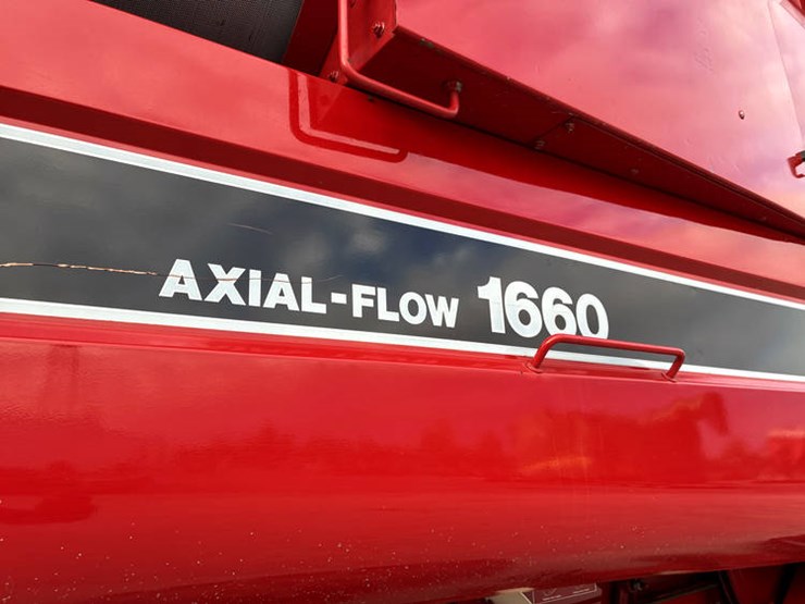 1990-case-ih-1660-image-17