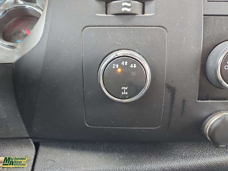 2013-gmc-sierra-2500hd-sle-image-22