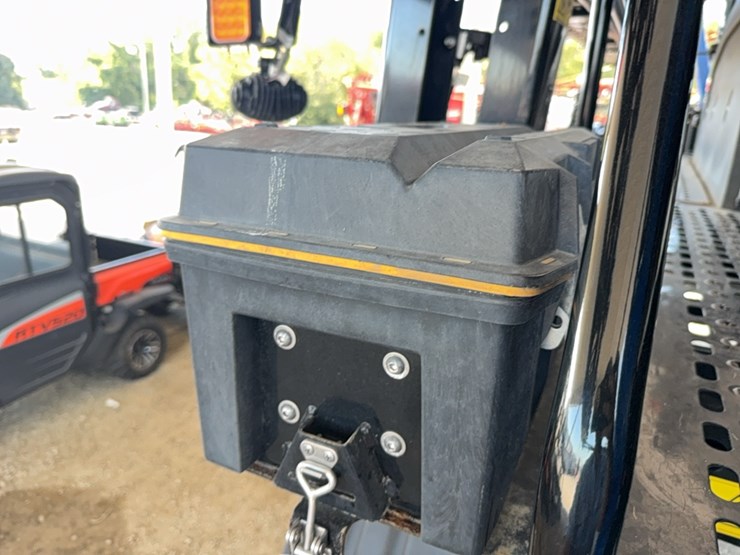 2023-new-holland-sp.310f-image-110