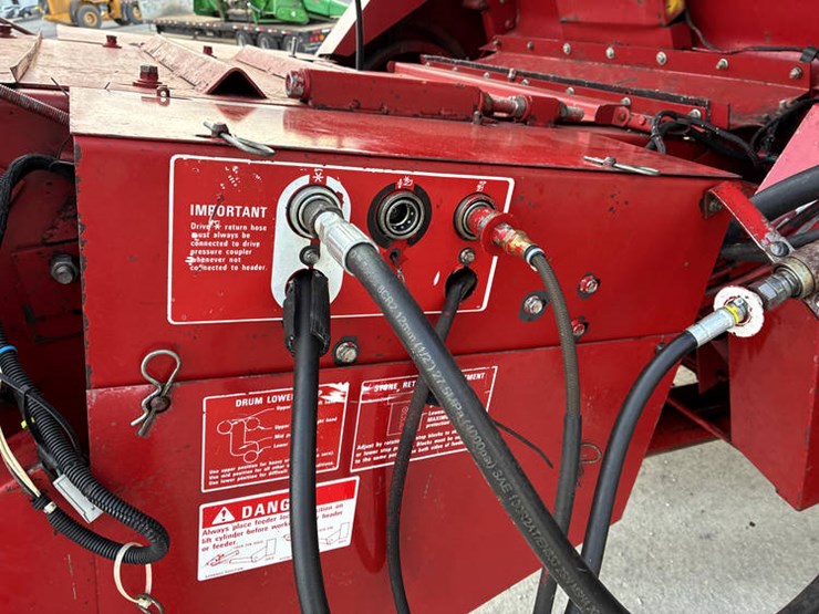 1990-case-ih-1660-image-25