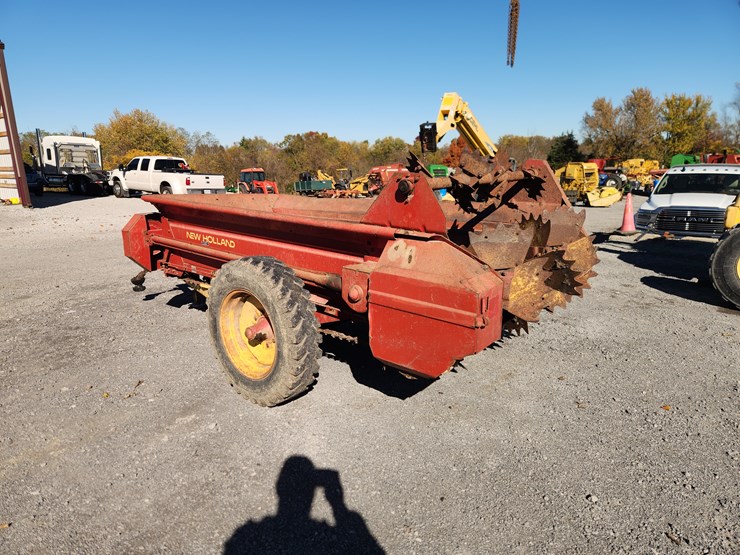 new-holland-213-image-4