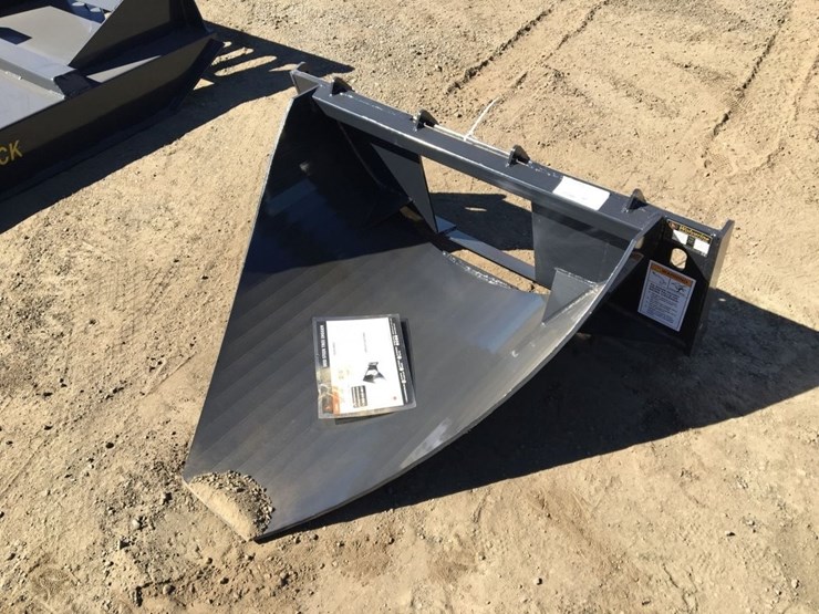 unused-wolverine-td-13-36r-tree-digger-attachment,-image-1