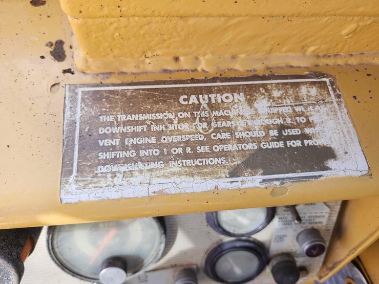 1980-caterpillar-627b-push-pull-scraper-image-54