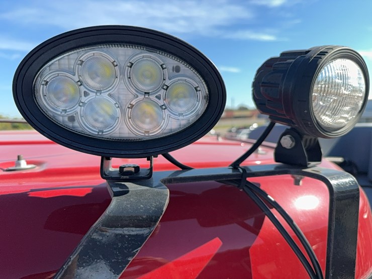 2023-case-ih-4350-patriot--sprayer-image-139