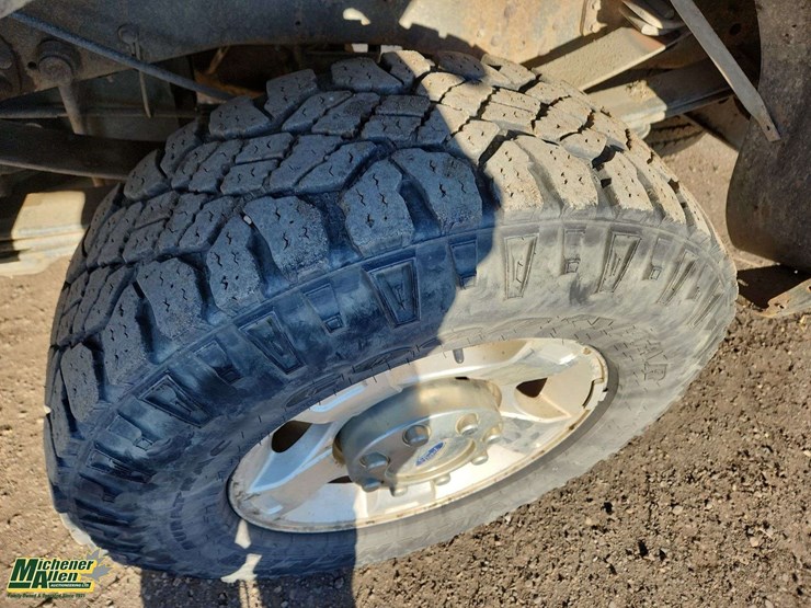 2011-ford-f250-image-30