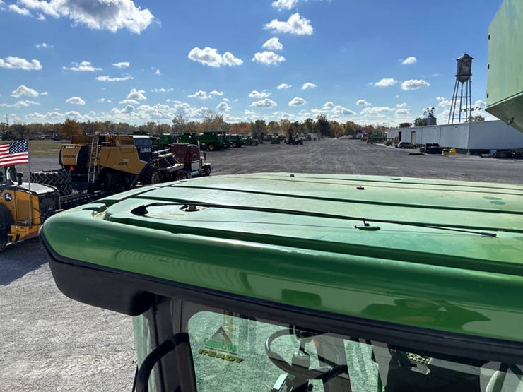 2009-john-deere-9770-sts-image-92