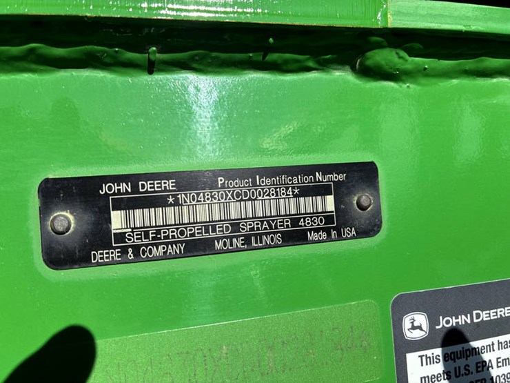 2014-john-deere-4830-image-2